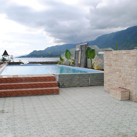 Toba Village Inn Тук-Тук Экстерьер фото