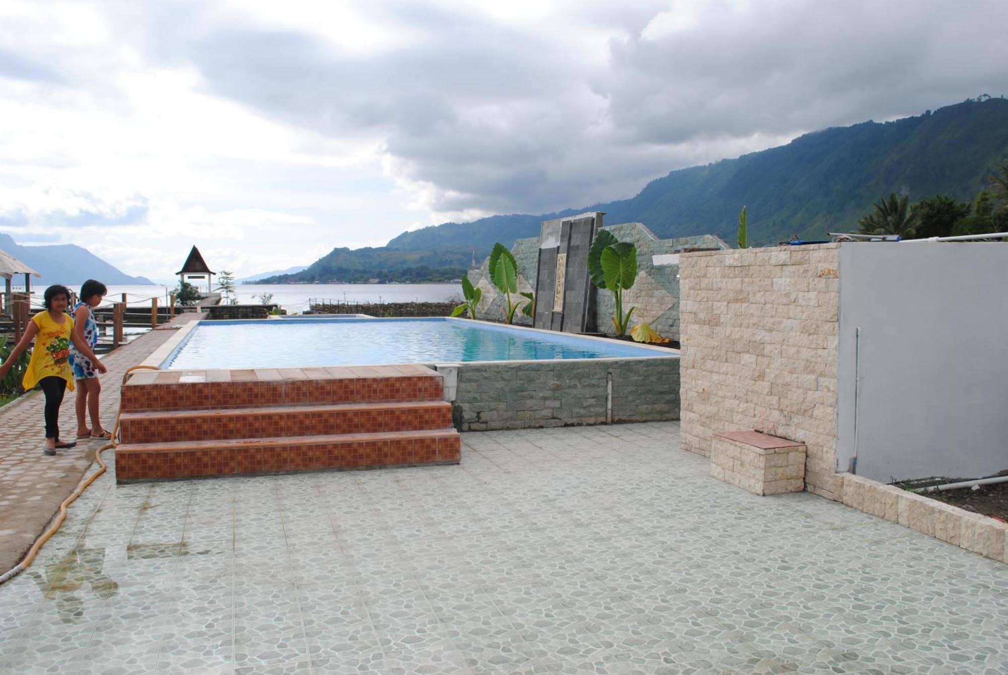 Toba Village Inn Тук-Тук Экстерьер фото