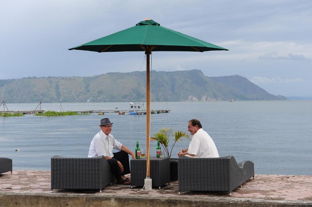 Toba Village Inn Тук-Тук Номер фото
